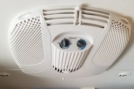 TowME - Prolite Profil 14 with Bunkbeds & Solar