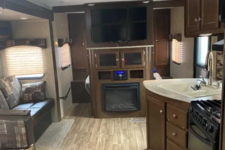 Sport trek Travel Trailer