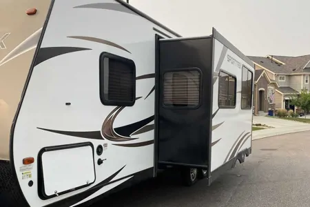 Sport trek Travel Trailer