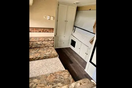 Jaimie's Starcraft Star travel 18SB Hybrid