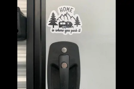 Kelsey's Viking 17BH  Travel Trailer