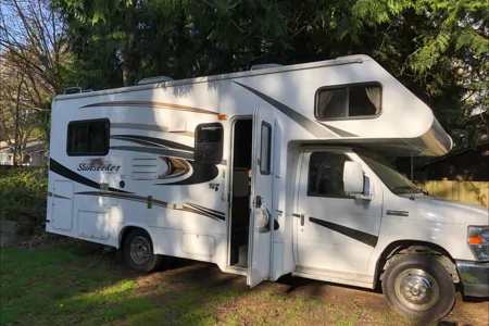 Angela's Forest River Sunseeker Class C