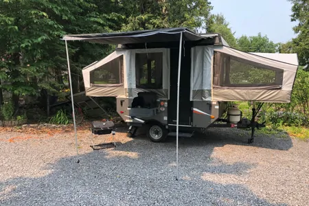 Patrick's Flagstaff 176 Tent Trailer