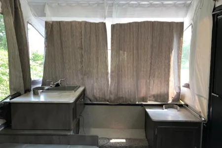 Patrick's Flagstaff 176 Tent Trailer