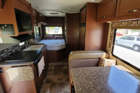 Thor Motor Coach Chateau 23U Class C