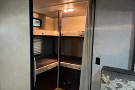 Forest River Cherokee Grey Wolf 29VT Travel Trailer