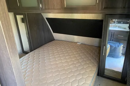 Jean-Luc Dutchmen 240bhsl Roulotte