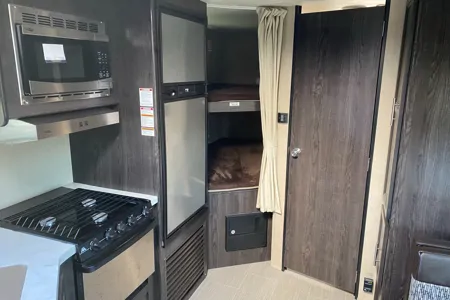 Jean-Luc Dutchmen 240bhsl Roulotte