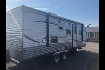 Coachmen Catalina 221 TBS Travel Trailer