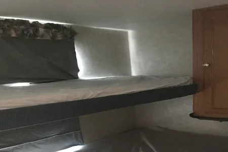 7 sleeper Springdale Travel Trailer