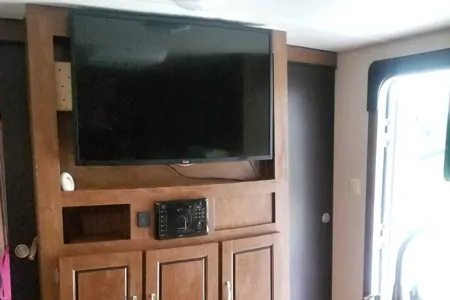 THE PLACE TO BE! Family Friendly Camping Forest River Wildwood 