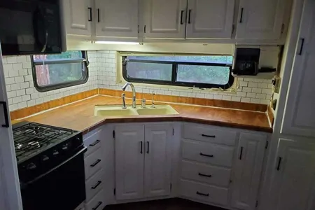 Blaise's National Seabreeze Fifth Wheel