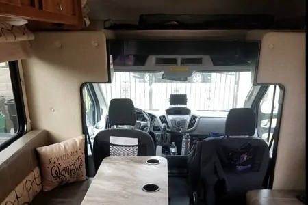 Horacio's Coachmen Leprechaun 20cb Class C
