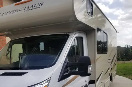 Horacio's Coachmen Leprechaun 20cb Class C