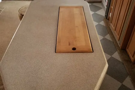 Weekend Warrior Ftl-4005 Toy Hauler 12 foot Garage