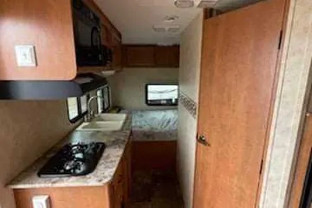Kyle's Coachmen Apex Travel Trailer