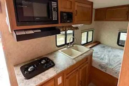 Kyle's Coachmen Apex Travel Trailer