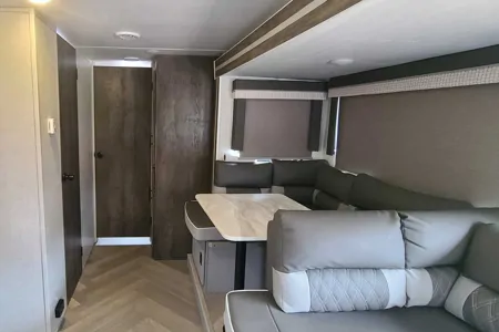 Abe's Cozy Camper 