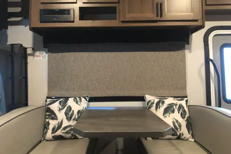 Cedarsquare's 2020 Forest River 3251LE Class C
