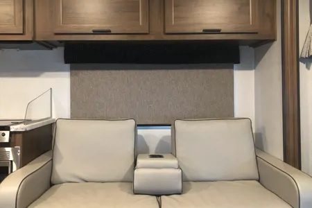 Cedarsquare's 2020 Forest River 3251LE Class C