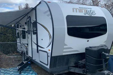 Sharley’s Lake Escape Forest River Rockwood Mini Lite Travel Trailer