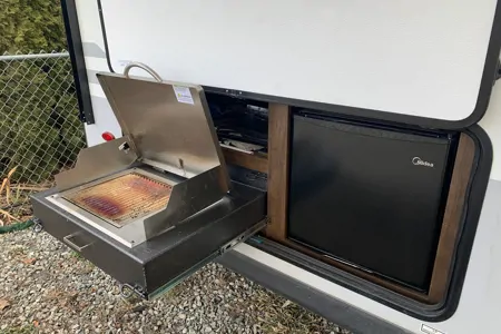 Sharley’s Lake Escape Forest River Rockwood Mini Lite Travel Trailer