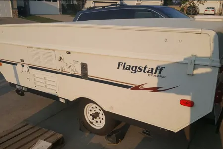 Excellent Tent Trailer with 2 Dinettes and Electric Crank Up - Only one in AB