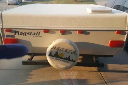 Excellent Tent Trailer with 2 Dinettes and Electric Crank Up - Only one in AB