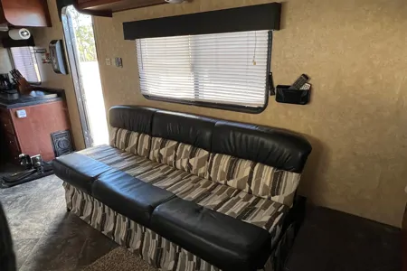 Pat's MANCAVE Dune Sport Toy Hauler