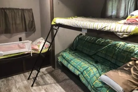 2018 Zinger  Travel Trailer