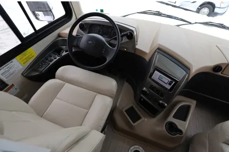 Family & Fun Entegra Coach Vision XL 34G Class A