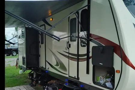 Big Sparkly Spree Travel Trailer