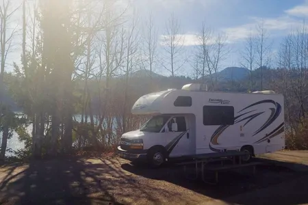 Family 2019 Chevrolet Motorhome - Thor Freedom Elite Class C