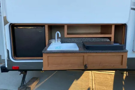 The Glamping Palace Bunkhouse - Edmonton or Ross Haven Pickup