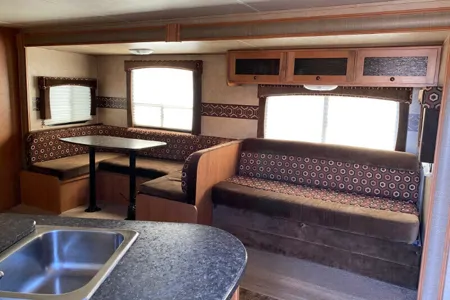 The Glamping Palace Bunkhouse - Edmonton or Ross Haven Pickup