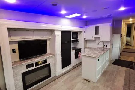 Big Bad and Beautiful 5th escape