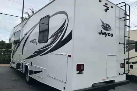 ERIC's 2022 Jayco Redhawk 27N SE Class C