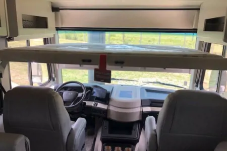 We deliver! Julie and Tim's Fleetwood Fortis Class A