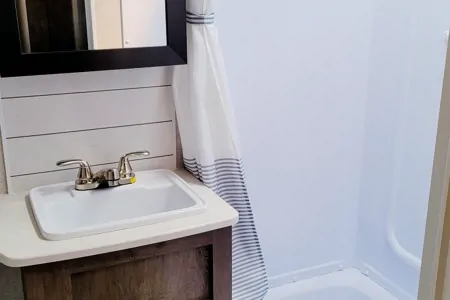 Family Travel Trailer w/bunk bed ( 3 Miles from Strip)