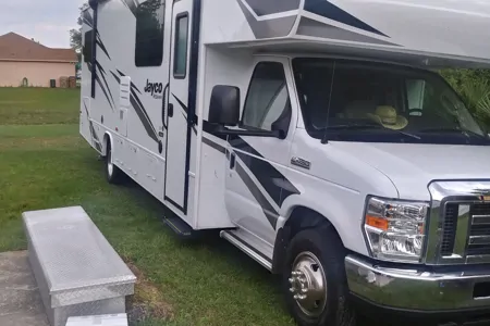 Oscar & Lucy Jayco Redhawk Class C