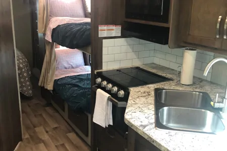 Oscar & Lucy Jayco Redhawk Class C