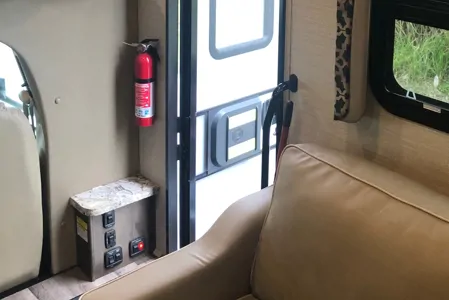 Oscar & Lucy Jayco Redhawk Class C