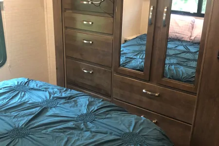 Oscar & Lucy Jayco Redhawk Class C