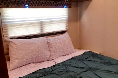 Oscar & Lucy Jayco Redhawk Class C