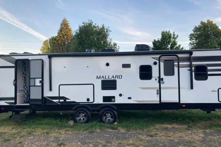Heartland  Mallard  Travel Trailer