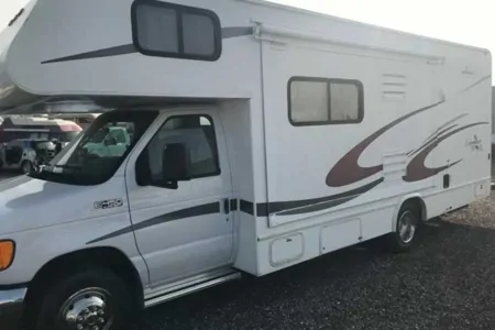E450 Ford C class  Sunseeker RV