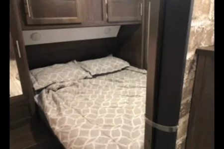 Forest River Cherokee Grey Wolf 29BH Travel Trailer