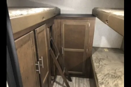 Forest River Cherokee Grey Wolf 29BH Travel Trailer