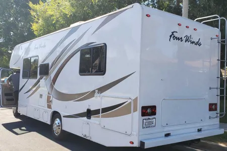 Arie's Thor Class C 28 ft