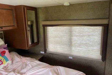 Artistic ACE 29.2 Class A with Rooftop 8'x8' Hangout
